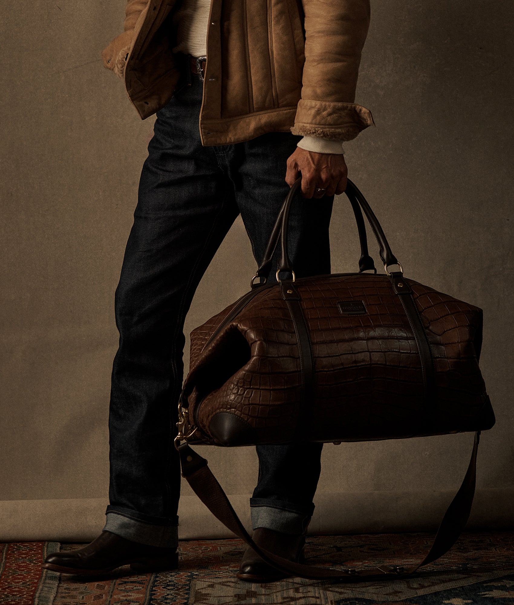 Giant Gator Duffle ?C Large :: Chocolate - Image 2