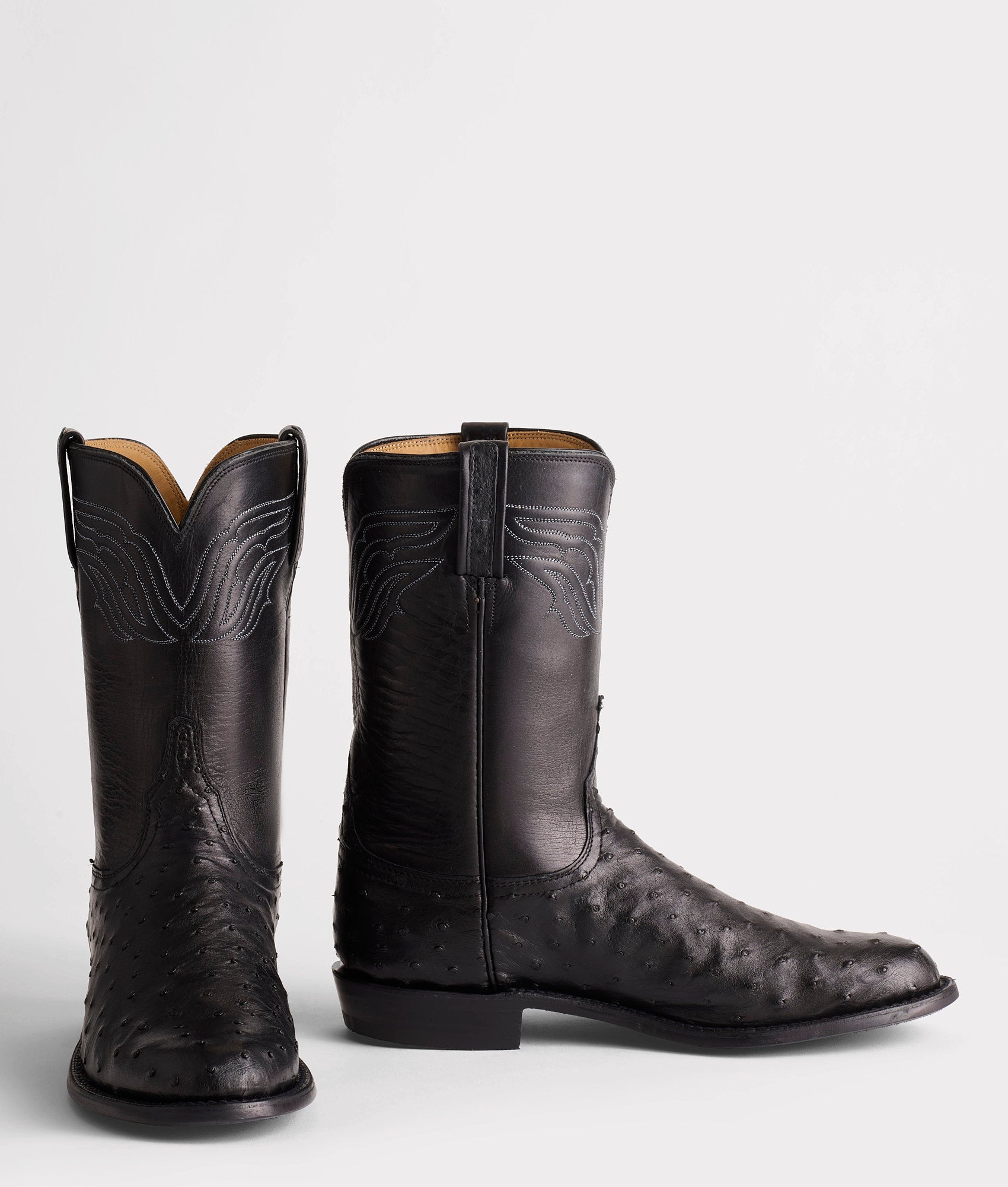 Augustus :: Black - Image 2