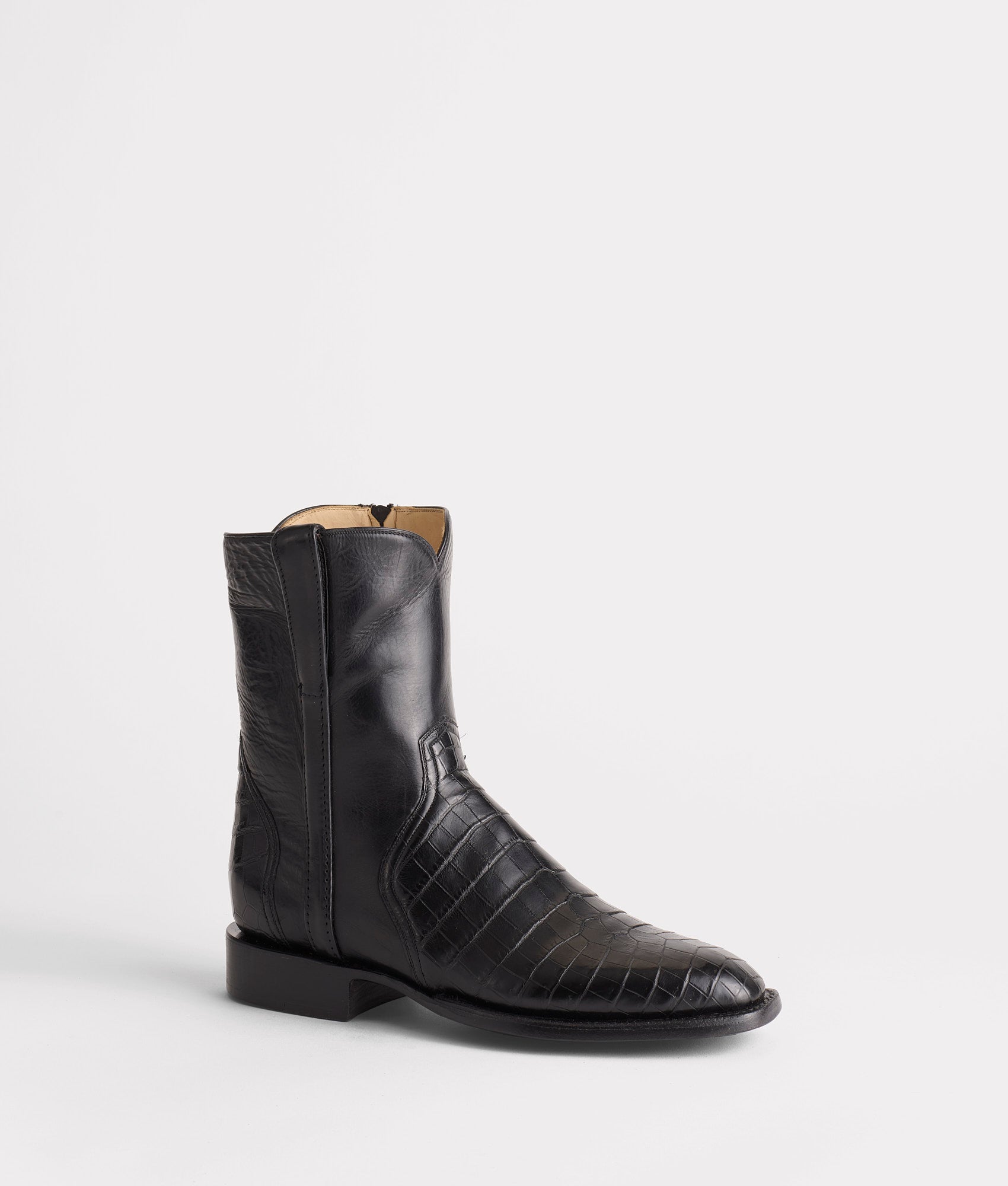 Elliott :: Black - Image 5