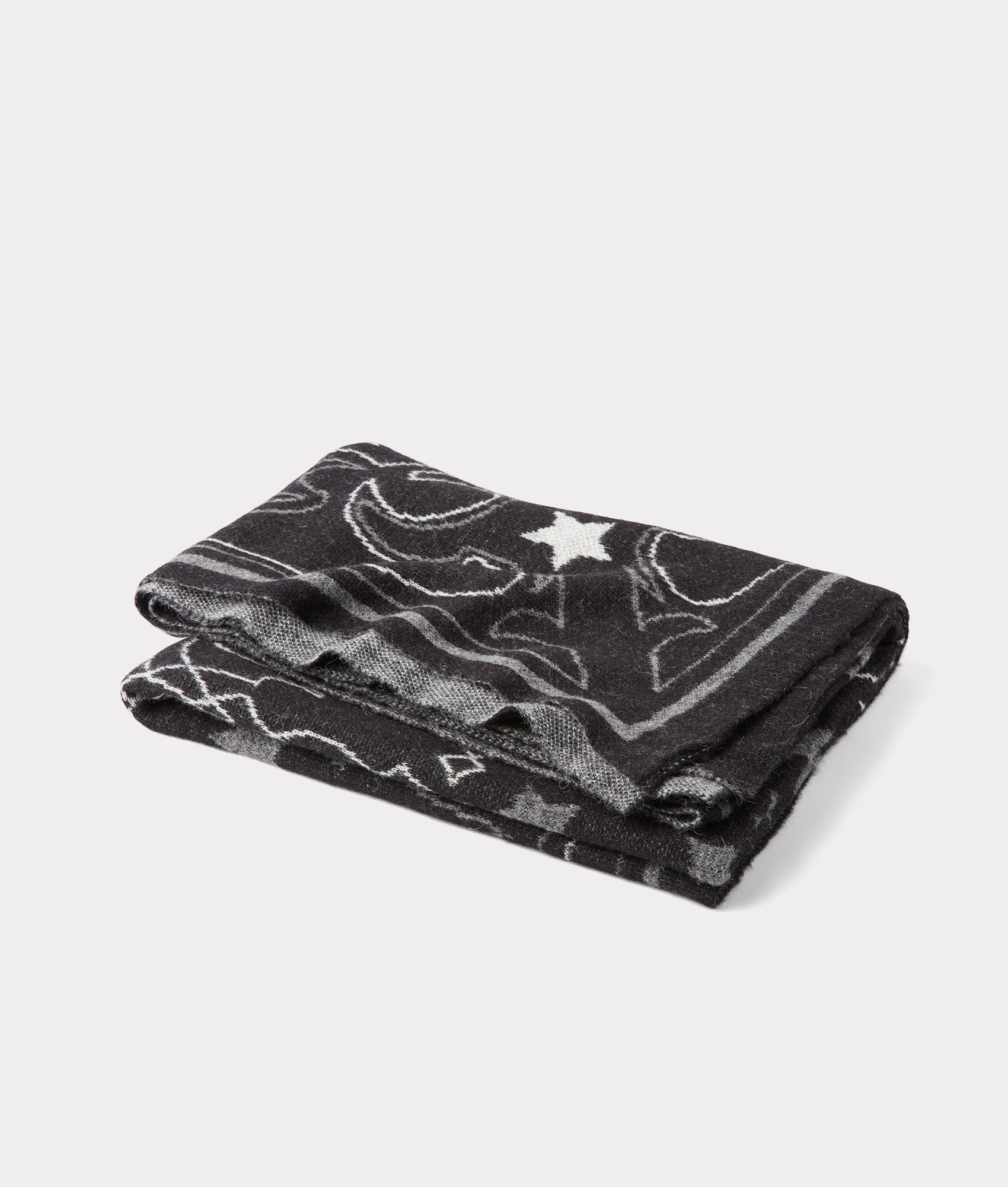 The Lodge Blanket :: Black/ White - Image 2